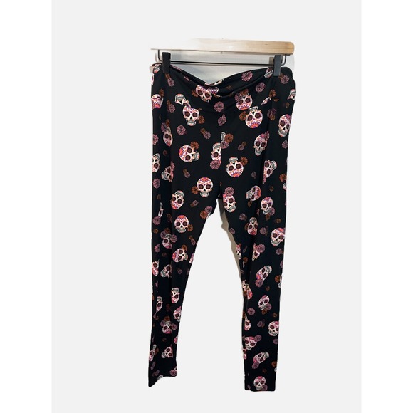 LuLaRoe Pants - LuLaRoe Leggings Women TC Black Sugar Skull Day of the Dead Halloween Gothic
